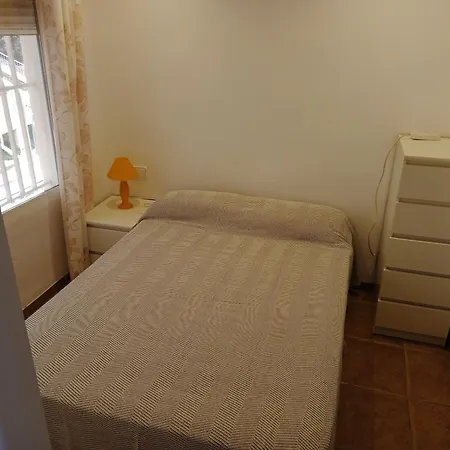 Hawai, Esc-2, 3-10 Appartement